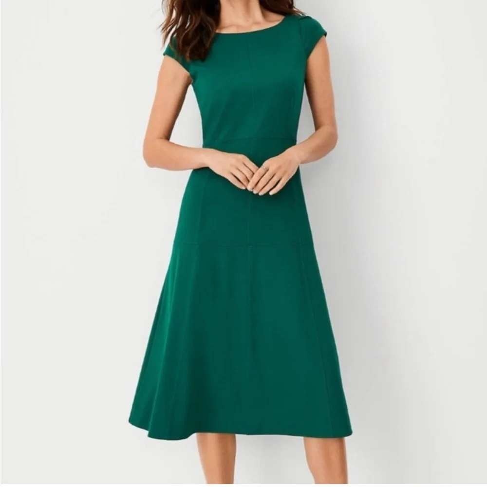 Ann Taylor Fit & Flare A-Line Midi Dress Size 6 Emerald Green Cap Sleeve Solid